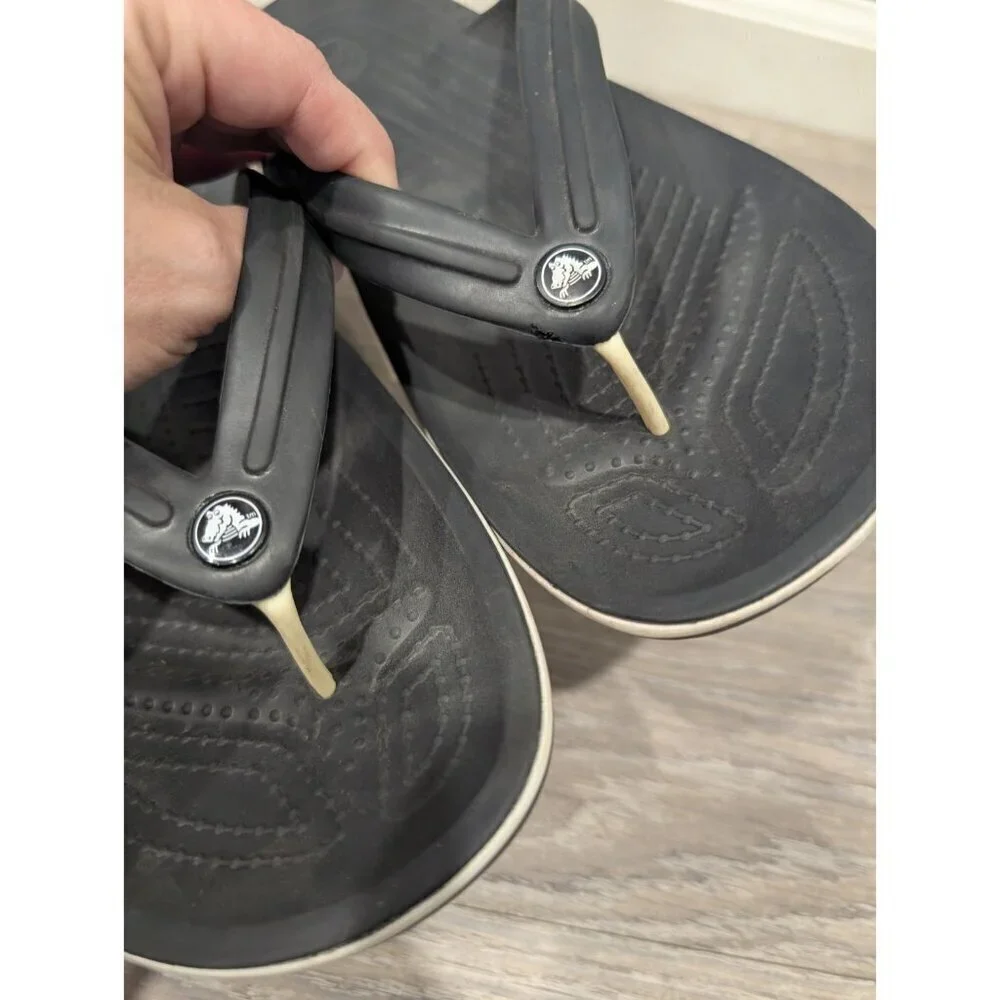 CROCS Black Leather rubber Thong Sandals Men’s Size 9 Women's Sz 11 Comfort